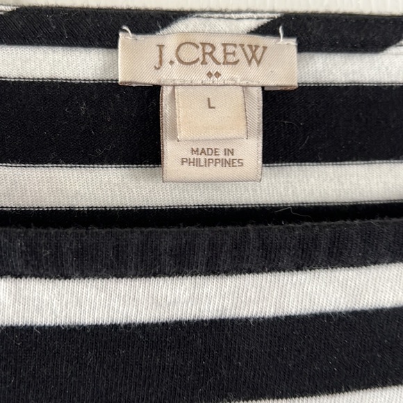 Women’s L JCrew Black/White Ruffle 3/4 Sleeve Top - Picture 3 of 4